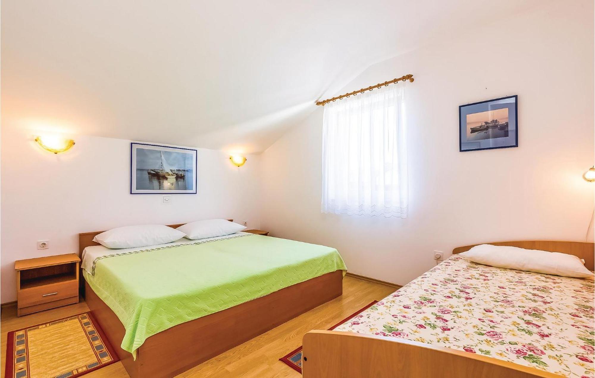 Lovely Apartment In Krk With Wifi Brzac Exteriör bild