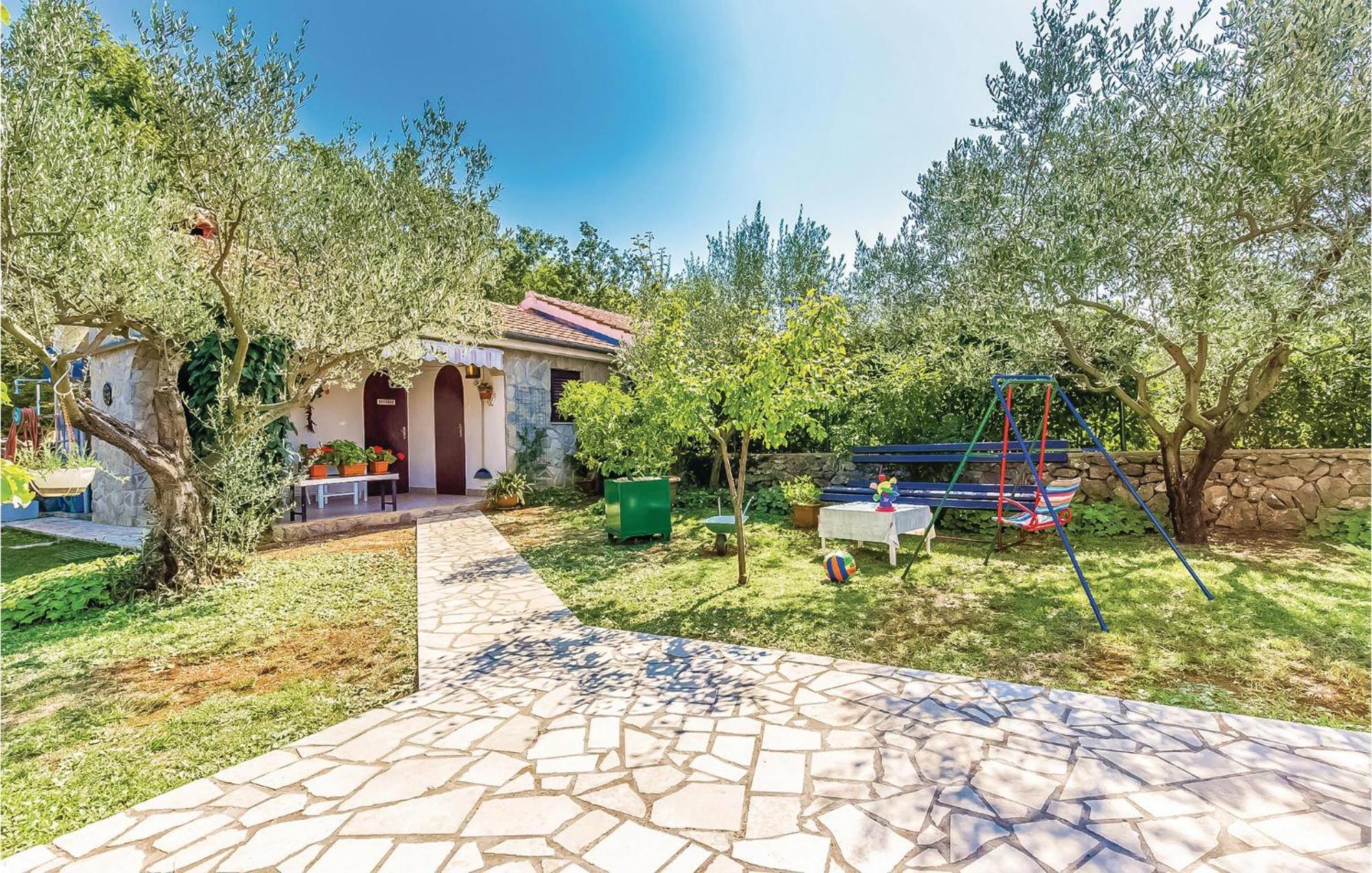 Lovely Apartment In Krk With Wifi Brzac Exteriör bild