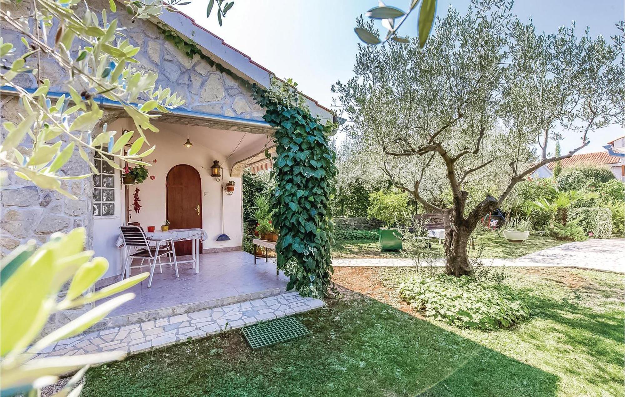 Lovely Apartment In Krk With Wifi Brzac Exteriör bild